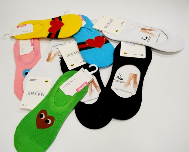 Яркие носки для вашего гардероба
